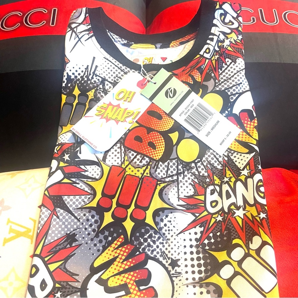 “OH SNAP” Men’s Animated T-Shirt. Medium.